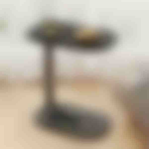 Nešiojamas šoninis staliukas sofai arba miegamajam | DESKICA