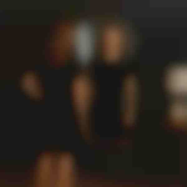 Lipnūs veidrodžiai su HD aiškumu (4 vnt., 30x30 cm) | MIRRAZE