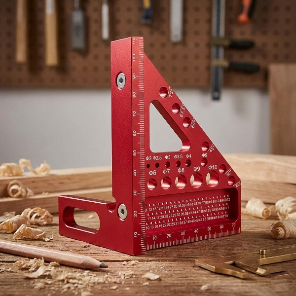 Tikslaus medienos apdirbimo žymėjimo kampas | MARKSQU